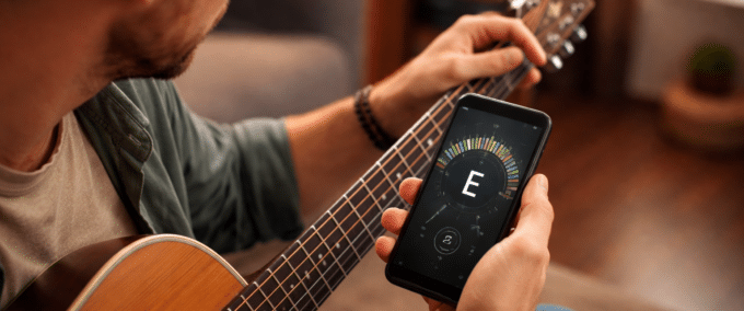 Aplicativos para Afinar Violão e Melhorar Seu Som