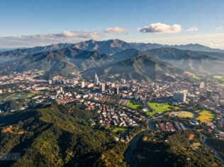 Aplicativos para Explorar o Mundo com Imagens de Satélite