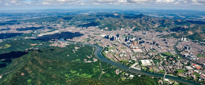 Melhores Apps de Imagem de Satélite Para Explorar o Mundo em Tempo Real