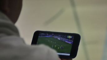 Assista Futebol Grátis: Melhores Apps