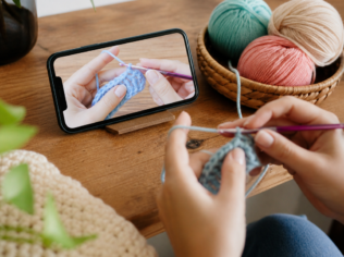 Tutoriais de Crochê no Celular: Aprenda Fácil