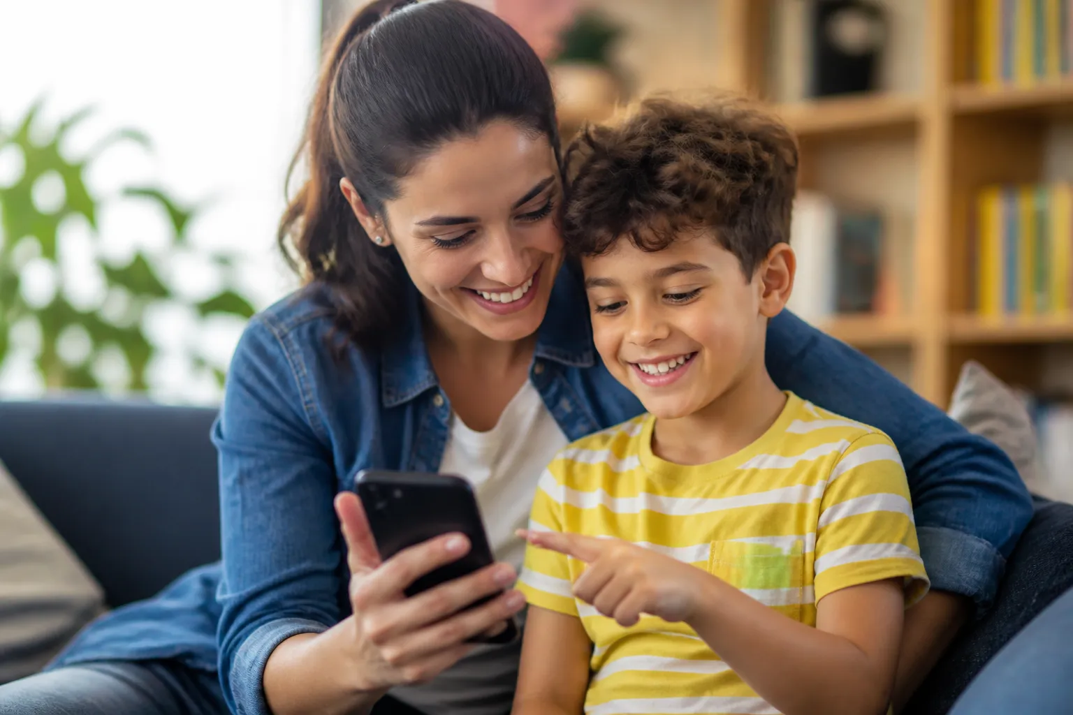 7 aplicativos que ensinam leitura e escrita pelo celular